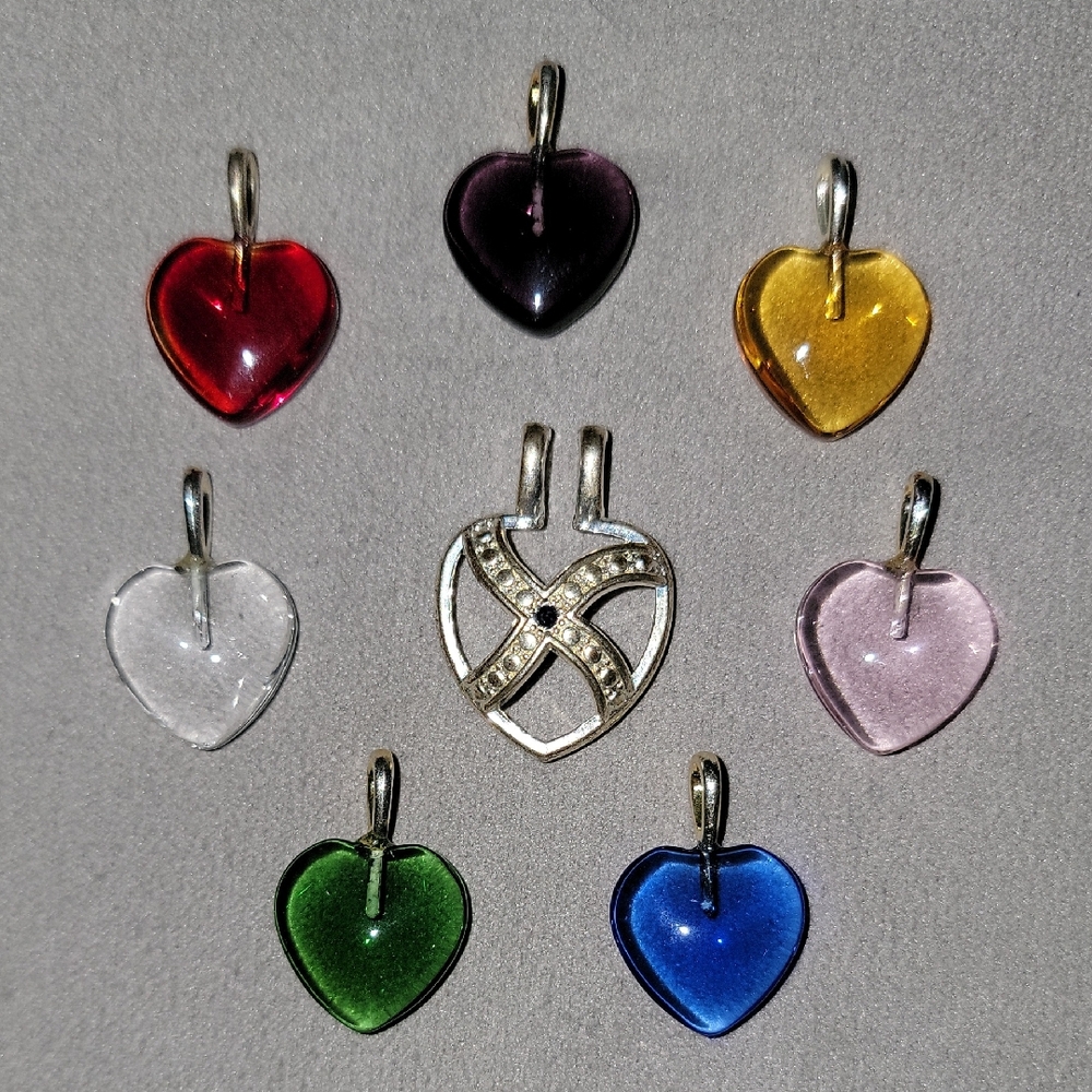 Vintage Heart Pendant 8 Piece Set - Multicolor